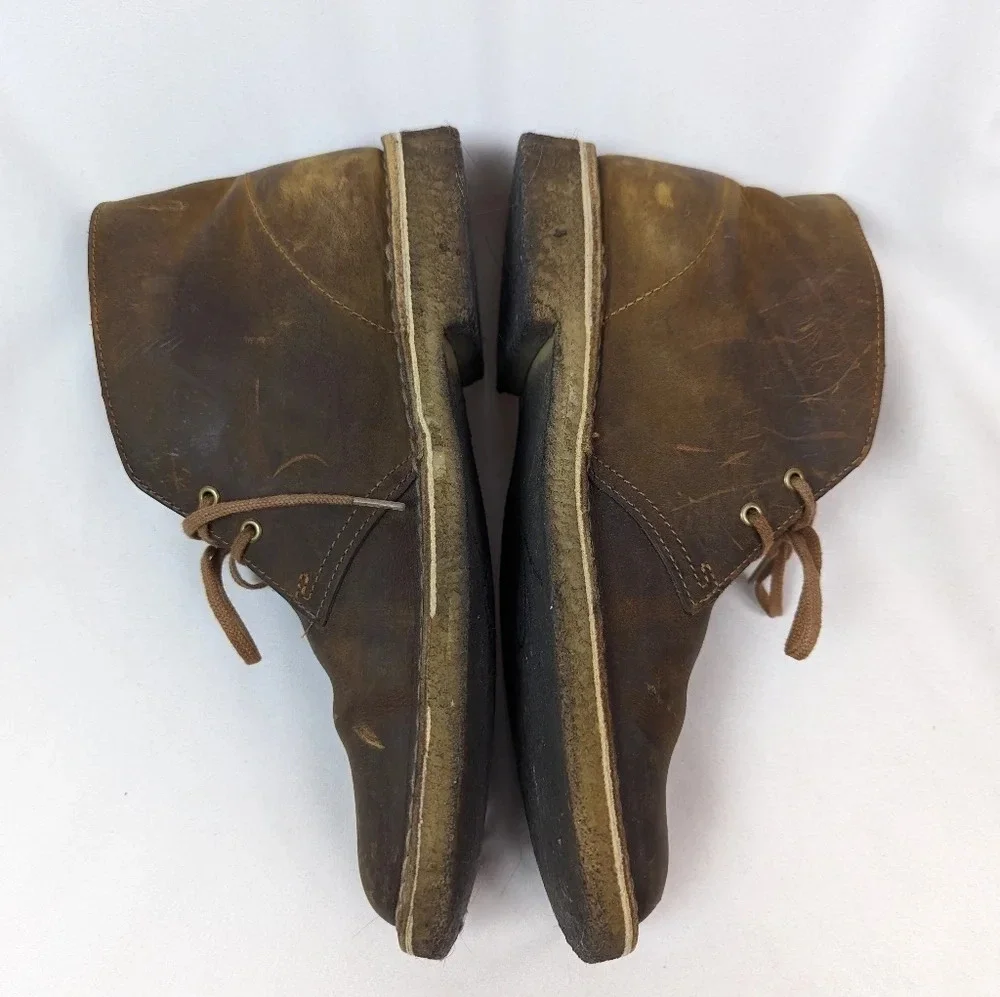 Clarks 8 Originals Desert Chukka Boots Brown Leather Beeswax Lace Up Dress Shoes